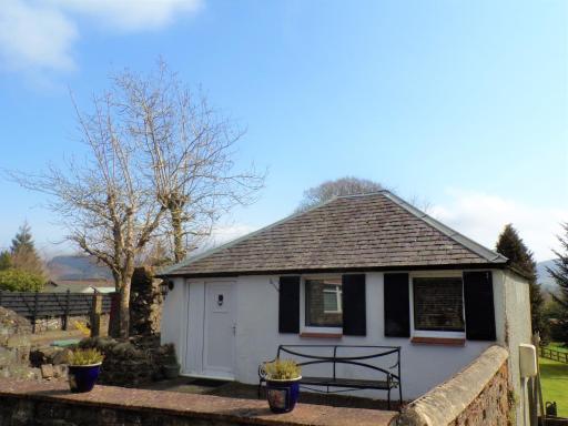 Groom's Cottage - Housity