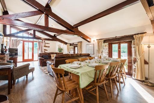 Bridge End Farm Cottages - Housity