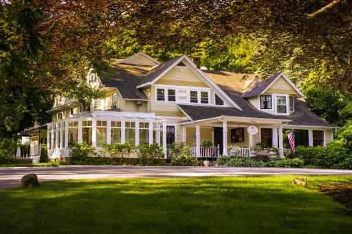 Copper Beech Inn - Housity