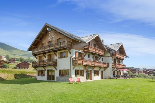 Chalet-Hôtel Le Beausoleil, The Originals Relais - Housity