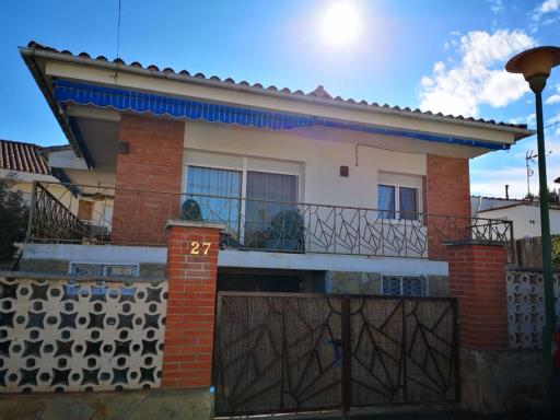 Xalet Pons - Housity