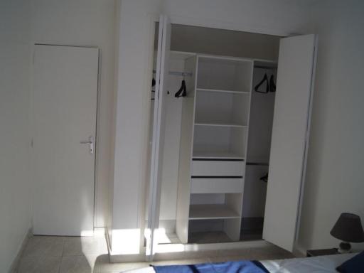 Les Mimosas - Housity