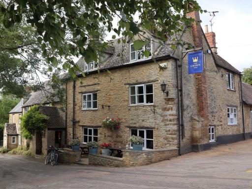 The Crown Inn, Church Enstone - Housity