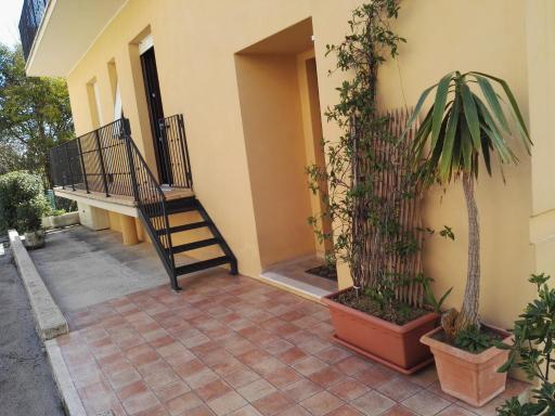 B&B ROSSELLA - Housity