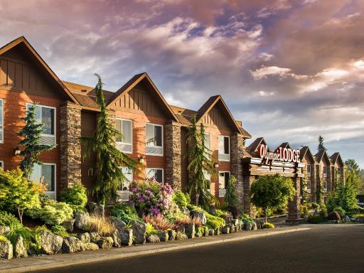 Olympic Lodge by Ayres - Housity