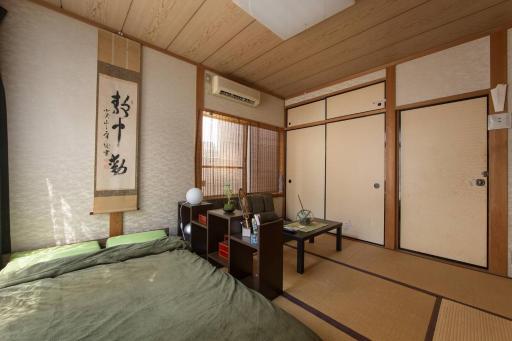 Close to Golden temple -Kinkakuji- - Housity
