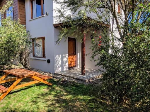 Casa Neneo Bariloche 2 - Housity