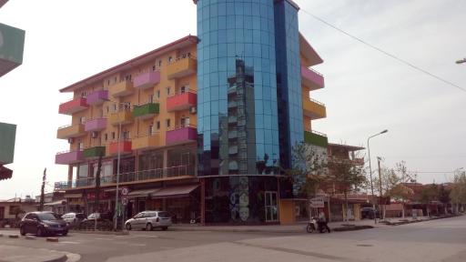 Andrea Bashuri - Housity