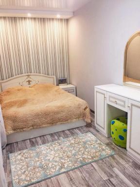 Двухкімнатна студія - Housity