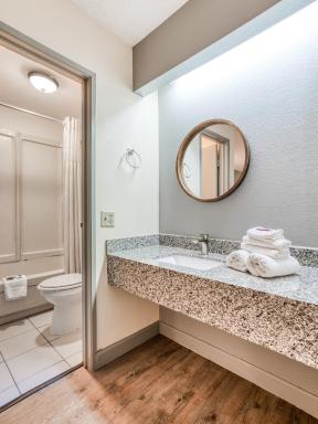 Dallas Love Field Inn - Housity