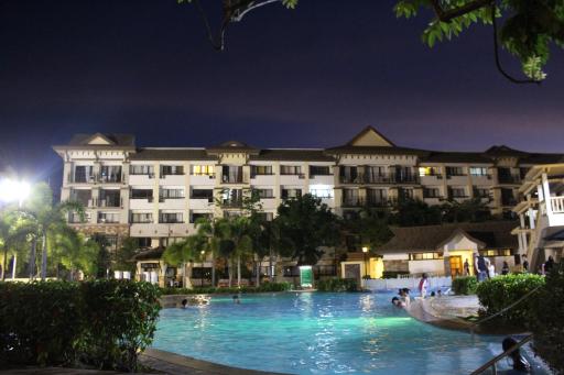 ONE Oasis A8 AT THE BACK OF SM MALL DAVAO FREE POOL - Housity