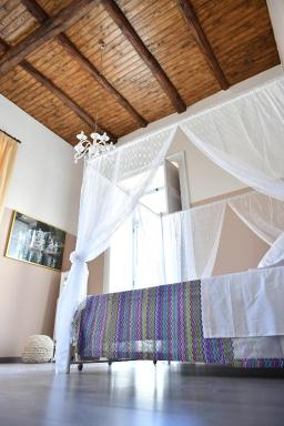 B&B A due passi - Housity