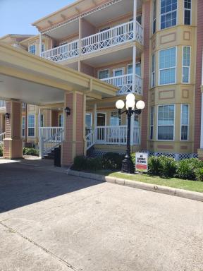 The Victorian Condo/Hotel - Housity