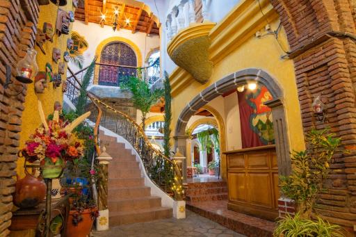 Hotel Gran Plaza Euromaya - Housity