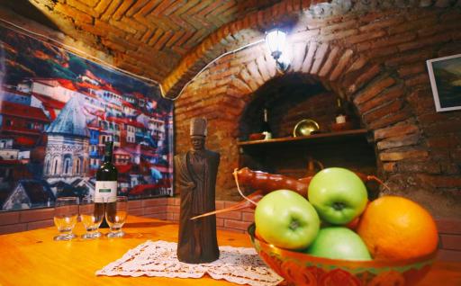 Apartment on Freedom Square Diuma Street - Housity