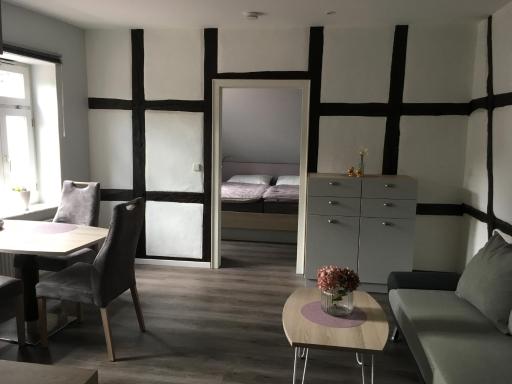 Apartment - Mitten im Ortskern, Fachwerkhaus - Housity