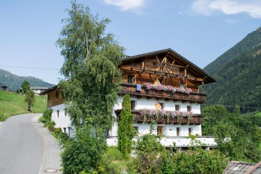 Pension Neuhaushof - Housity