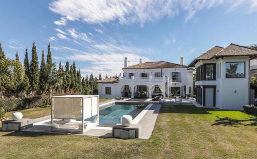 Villa Los Halcones Sotogrande Golf - Housity