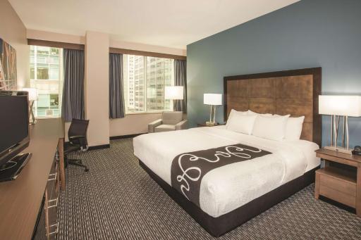 La Quinta by Wyndham Chicago Downtown - Housity