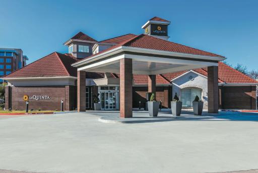 La Quinta by Wyndham Dallas Plano West - Housity