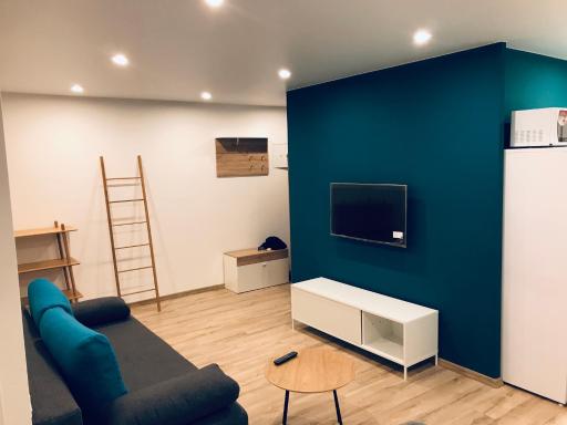 TF Apartment двокімнатні апартаменти в центрі міста - Housity