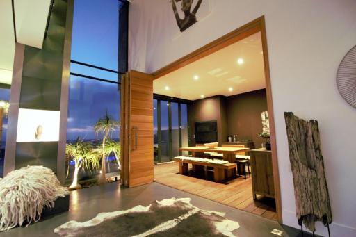 Dolphin Beach Villa - Housity