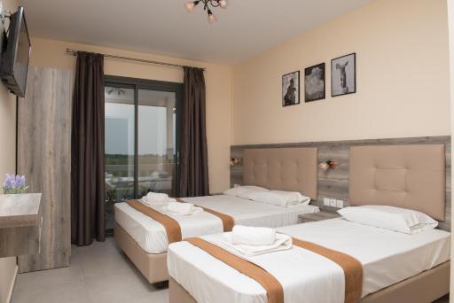 INO Luxury Rooms - Housity