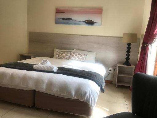 Queenspark Lodge - Housity