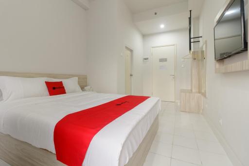 RedDoorz Apartment @ Dramaga Tower - Housity