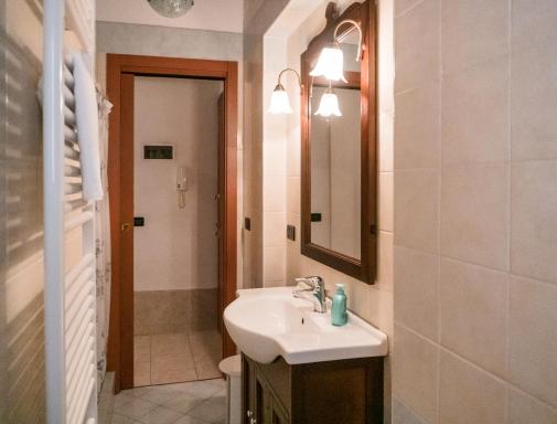 La Gondola - beautiful canal view - Housity