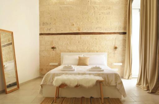 Casa Albicocca - In The Heart Of The Old Town - Housity