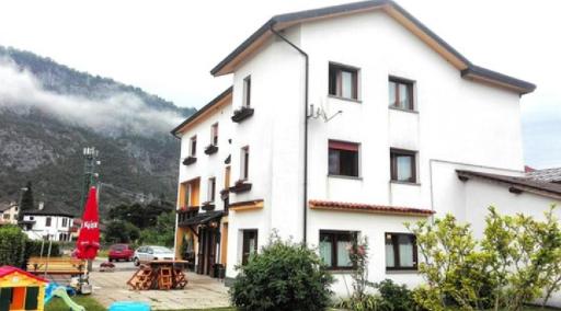Albergo alla Pineta - Housity