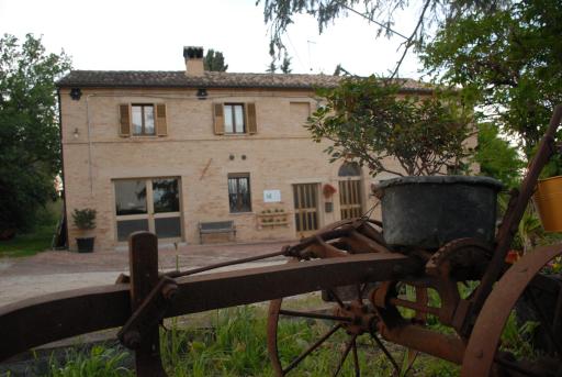 Fattoria Nonno Neno B&B - Housity