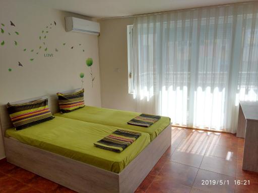 Downtown Studio - Housity