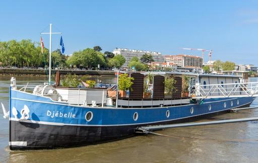 Péniche DJEBELLE - Housity