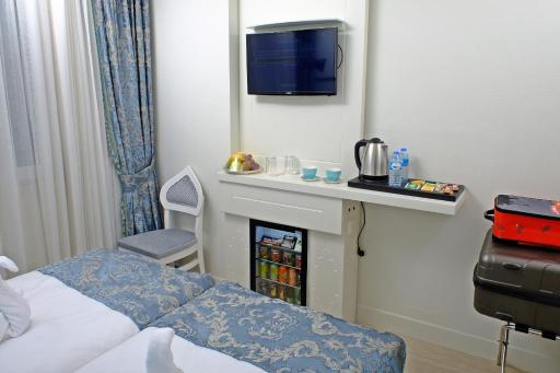 KRALICE HOTEL - Housity
