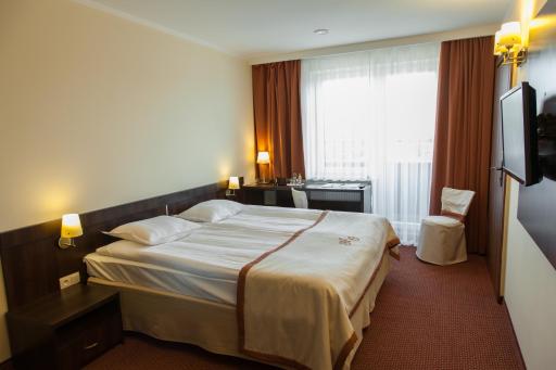 Hotel Ostrawa - Housity