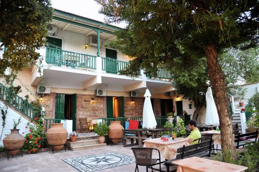 Topakas House - Housity
