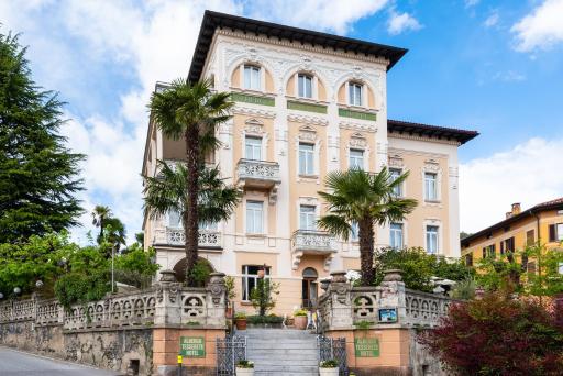 Albergo Hotel Tesserete - Housity