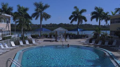 Barefoot Beach Resort - Housity