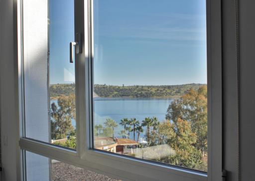 Apartamentos Embalse de Orellana - Housity