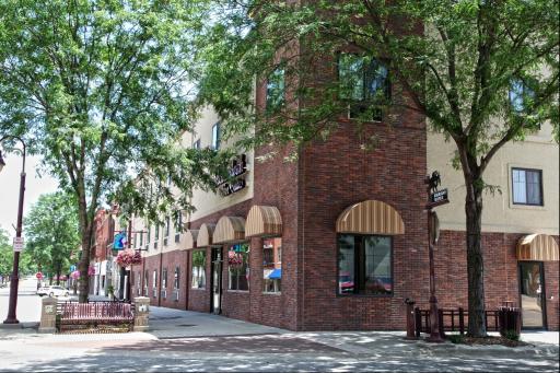 Shenandoah Inn & Suites - Housity