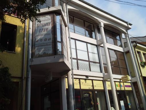 The White House - Housity