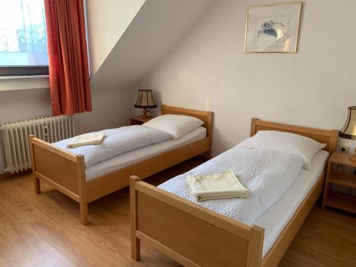 Hotel Jeong - Housity