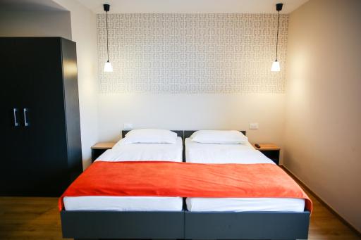 Ambient Hotel - Housity