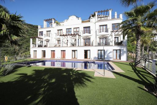 Benahavis Hills Country Club Two Bedroom Villa - Housity