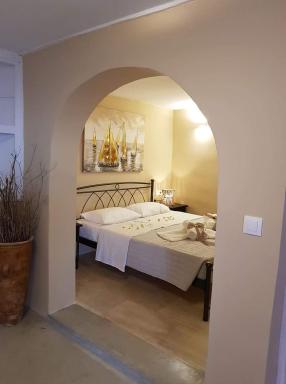 Kampanelia Village Suites - Housity