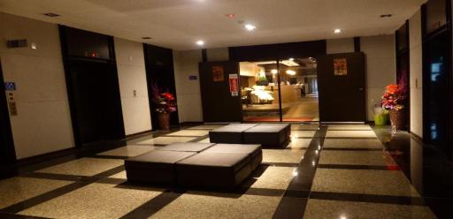 Honest & Warm Hotel - Housity