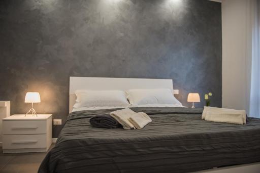 Parini Flat - Housity