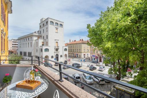 Polai Center Apartments - Hizvo